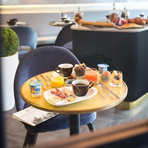 *** Hotel Ohm By Happyculture Francia